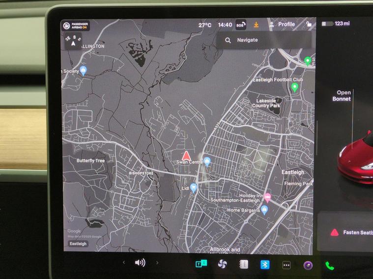 Tesla Tesla Model 3