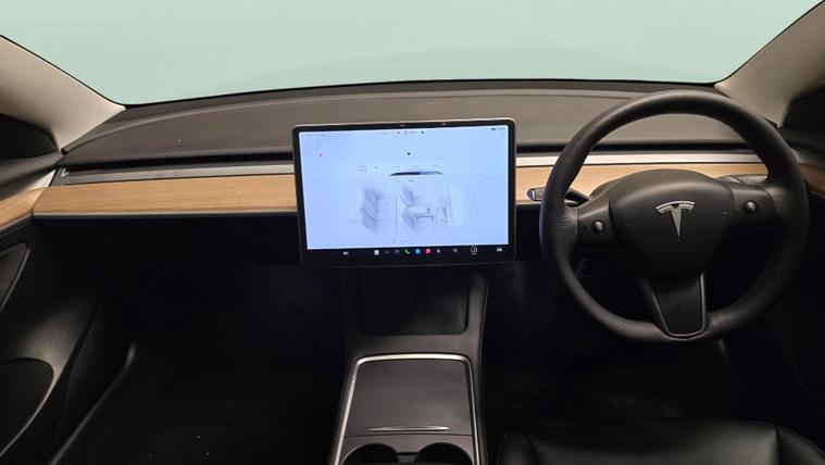 Tesla Tesla Model 3