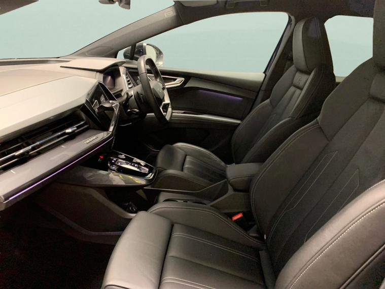 Audi Audi Q4