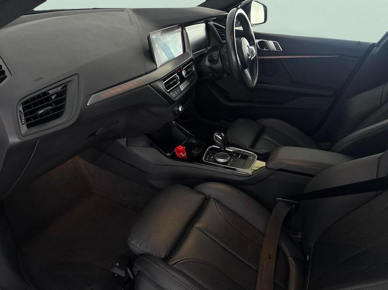 BMW BMW 218