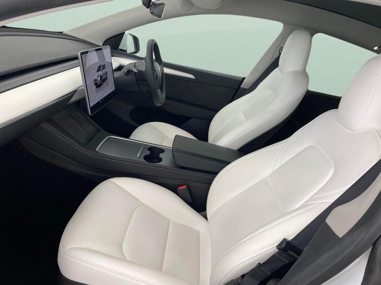 Tesla Tesla Model Y