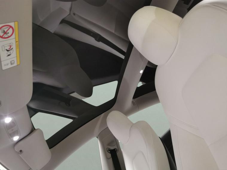 Tesla Tesla Model 3