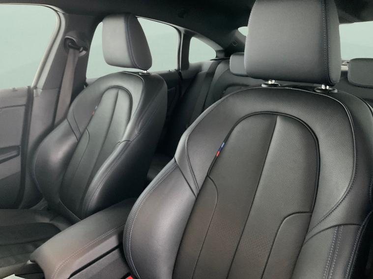 BMW BMW 218