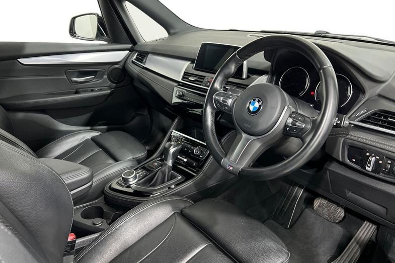 BMW BMW 225