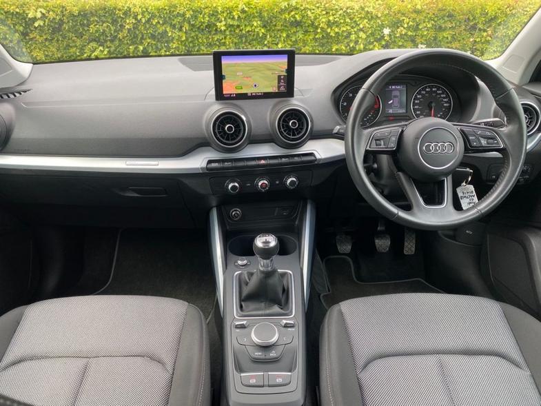 Audi Audi Q2