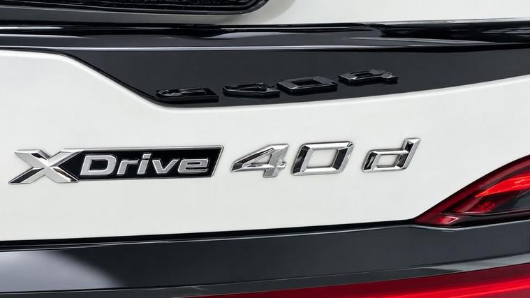 BMW X7 — photo 38