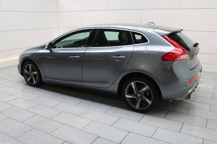 Volvo Volvo V40