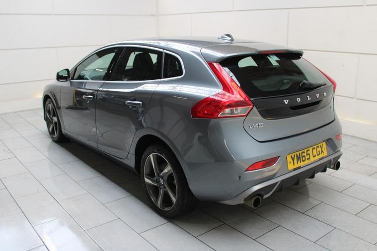 Volvo Volvo V40