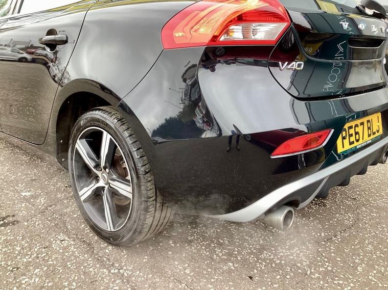 Volvo Volvo V40