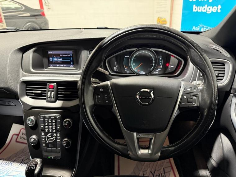 Volvo Volvo V40