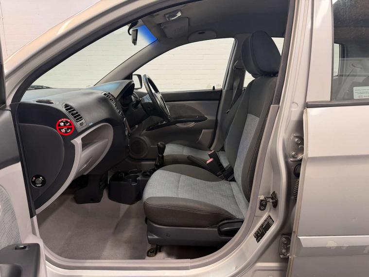 KIA PICANTO — photo 9
