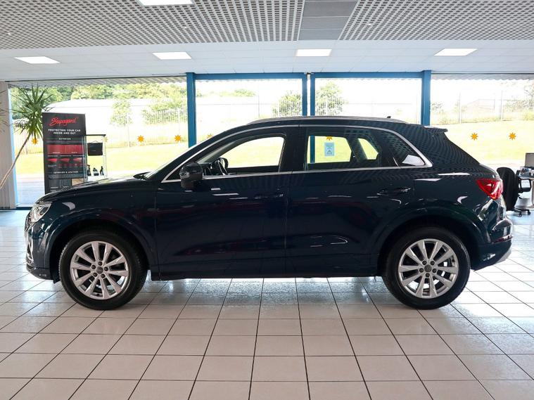 Audi Audi Q3