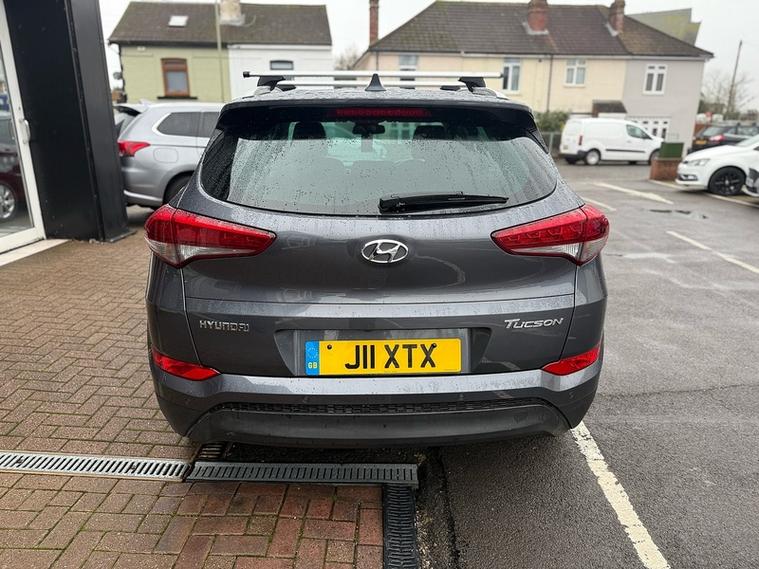 Hyundai Hyundai Tucson