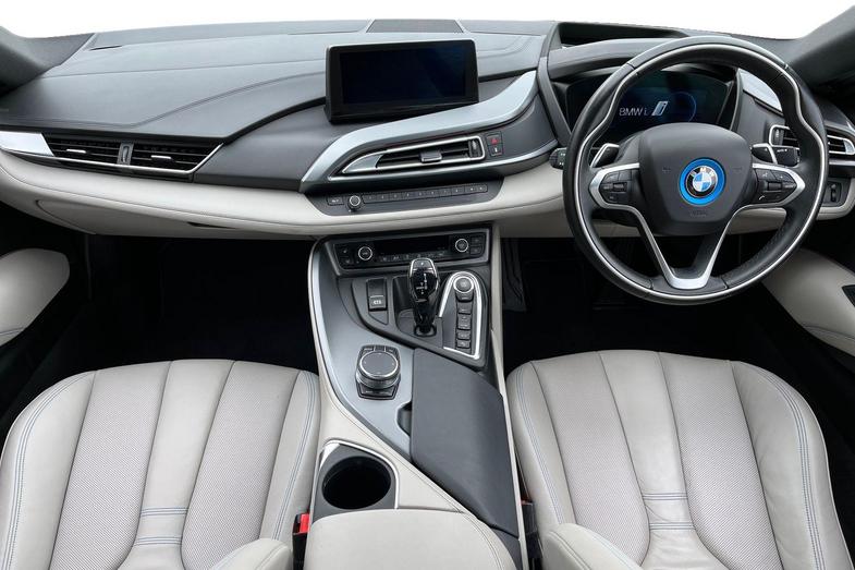 BMW BMW i8