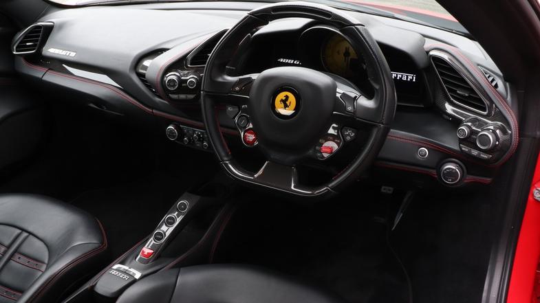 Ferrari Ferrari 488