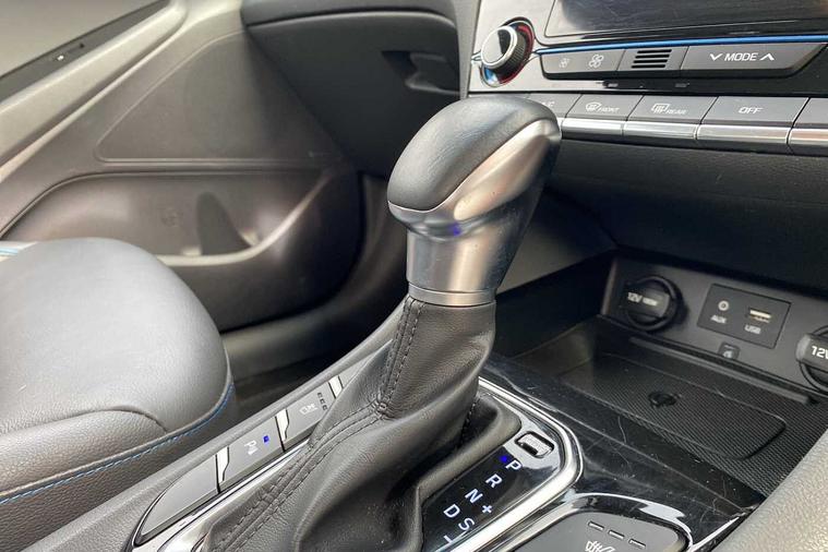 Hyundai Hyundai IONIQ