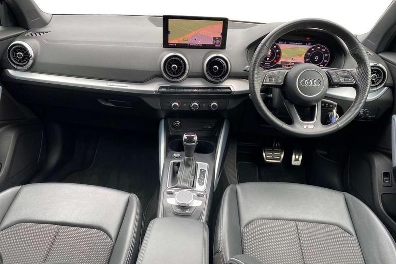 Audi Audi Q2