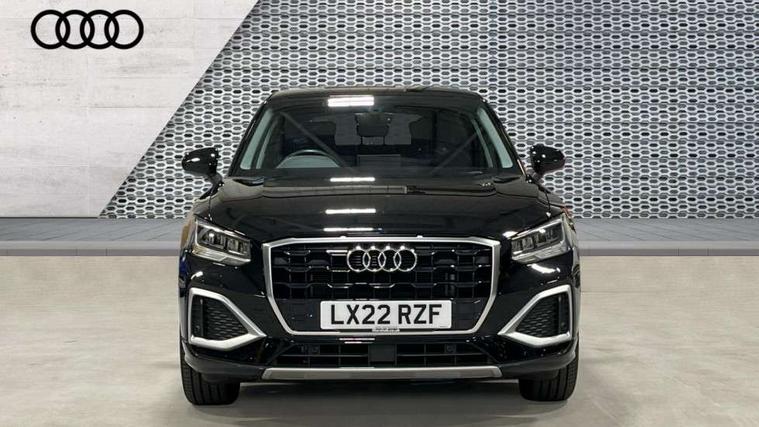 Audi Audi Q2