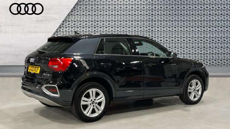 Audi Audi Q2