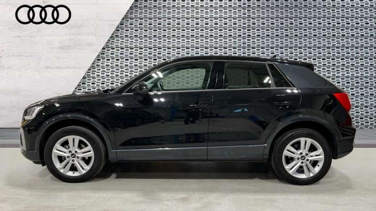 Audi Audi Q2