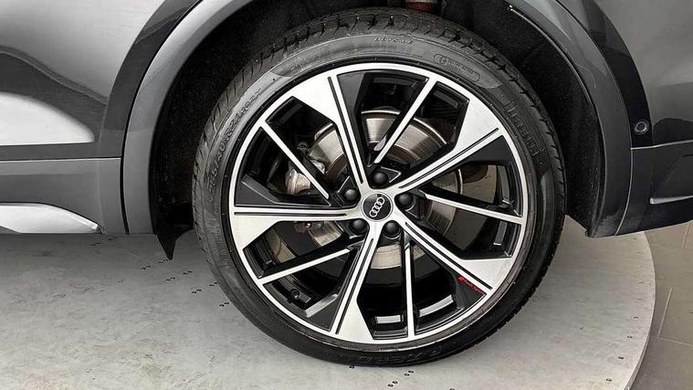 Audi Audi Q5