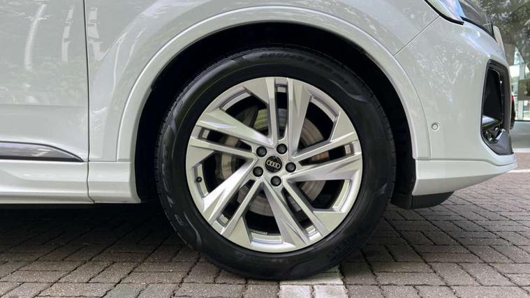 Audi Audi Q7