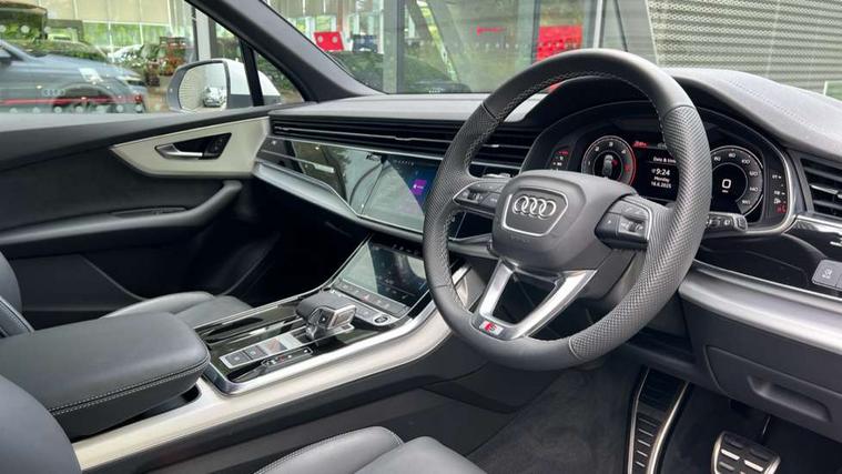 Audi Audi Q7