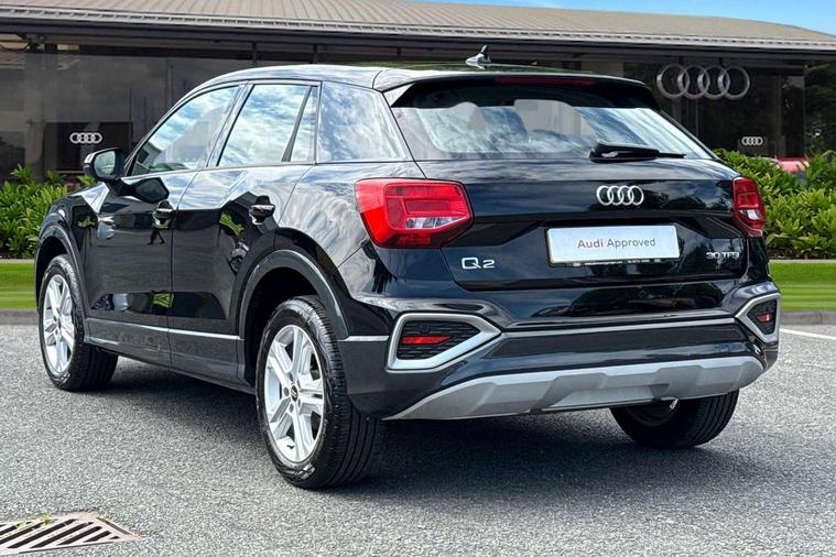 Audi Audi Q2
