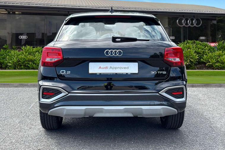 Audi Audi Q2