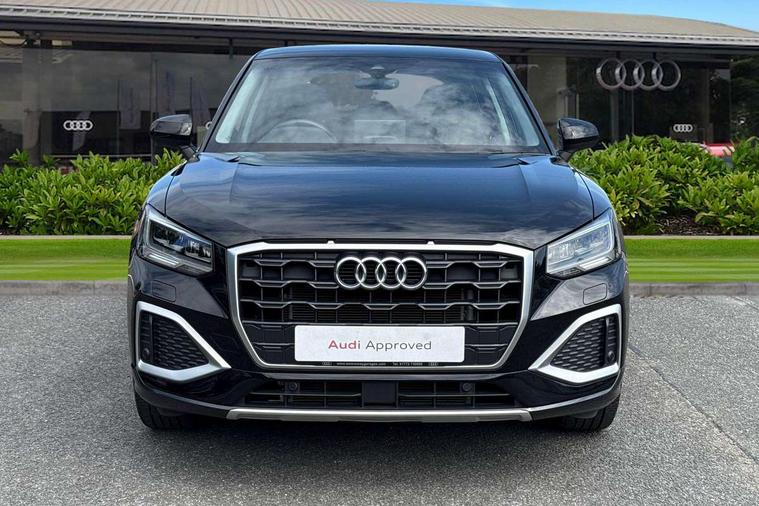 Audi Audi Q2