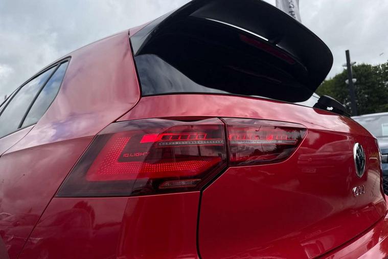 Volkswagen Volkswagen Golf GTi