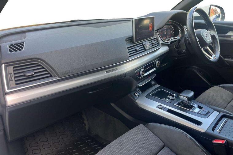 Audi Audi Q5