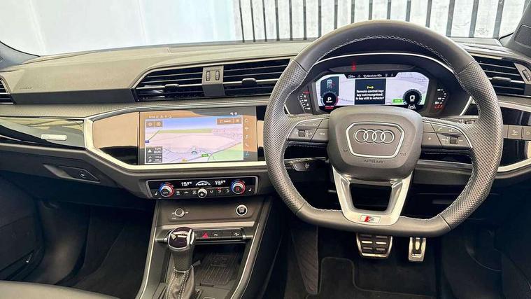 Audi Audi Q3