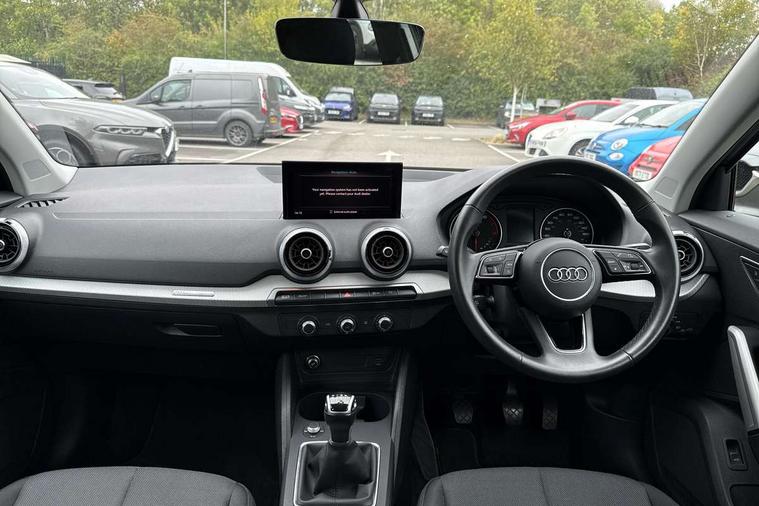 Audi Audi Q2