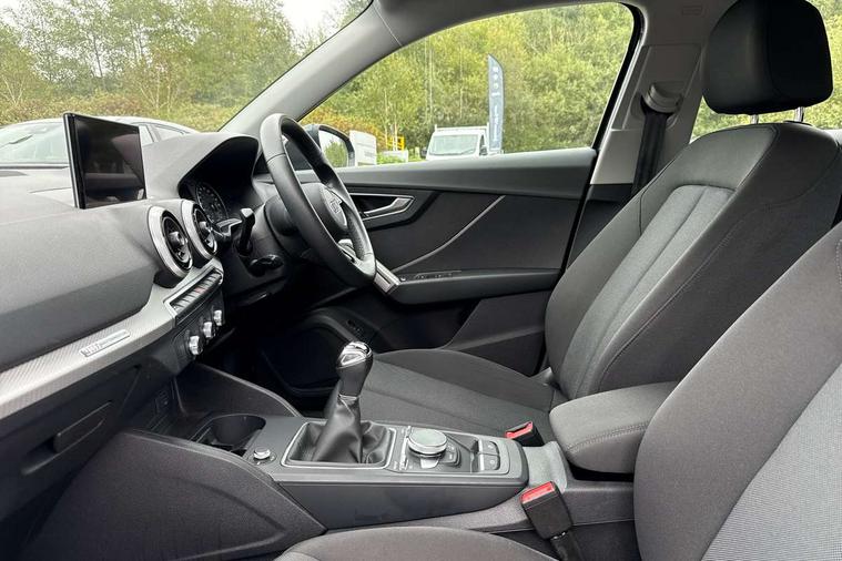 Audi Audi Q2