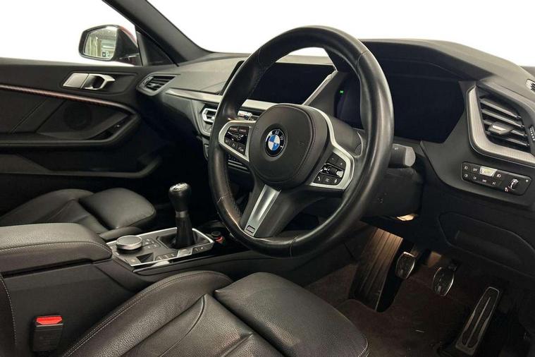 BMW BMW 218