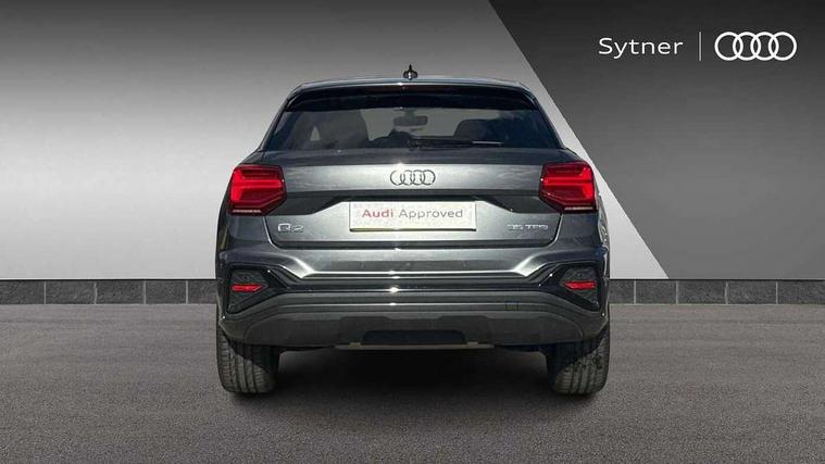 Audi Audi Q2