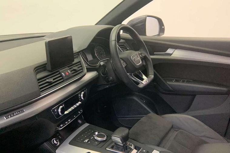 Audi Audi Q5