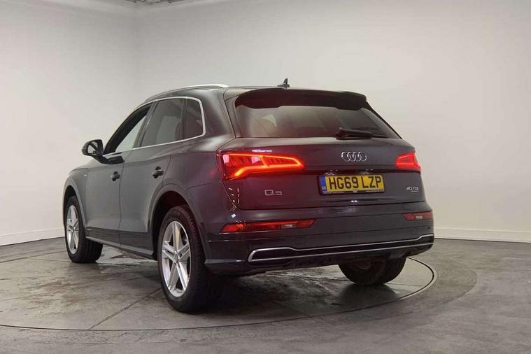 Audi Audi Q5