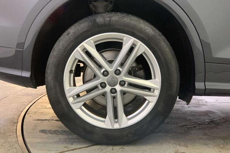 Audi Audi Q5