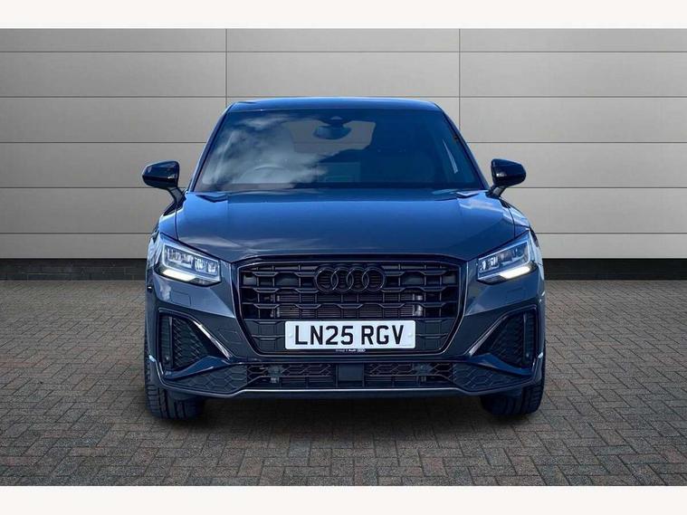 Audi Audi Q2