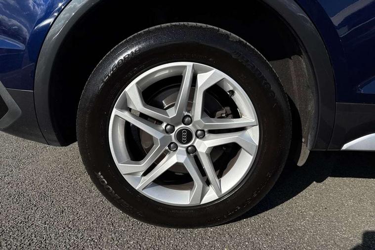 Audi Audi Q5
