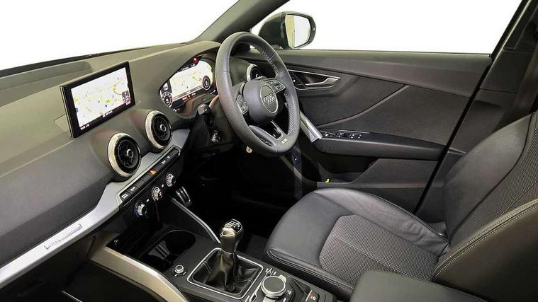 Audi Audi Q2