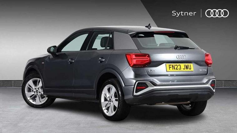 Audi Audi Q2
