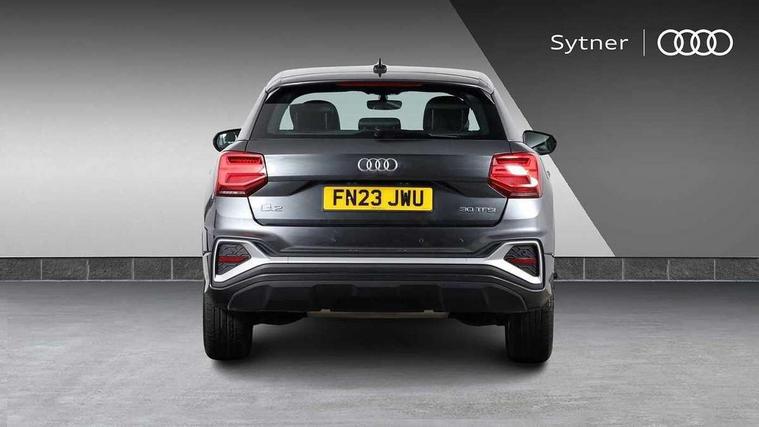 Audi Audi Q2