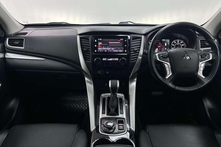 Mitsubishi Mitsubishi Shogun Sport