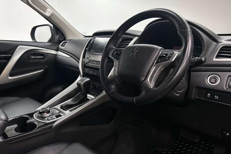 Mitsubishi Mitsubishi Shogun Sport