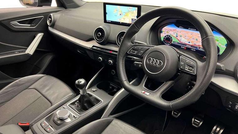 Audi Audi Q2