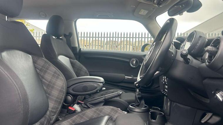 MINI MINI Hatch