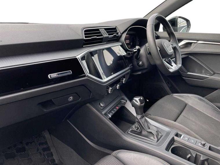 Audi Audi Q3
